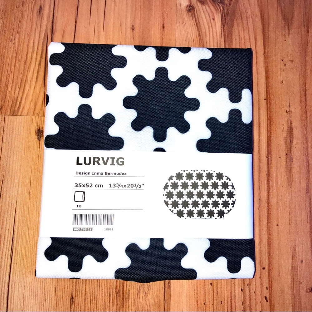 3/$15 Pet Bed Cover 20 1/2” x 13 3/4” Black White (1 Cover)